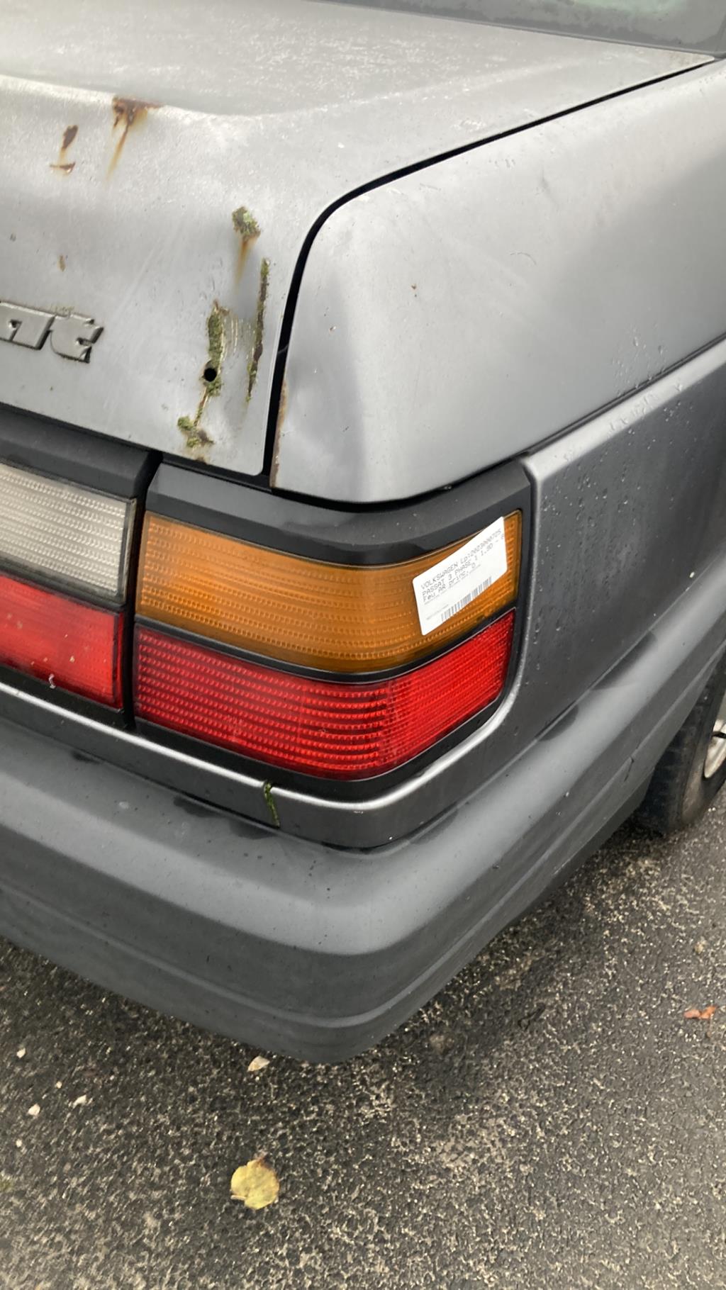 Fanale posteriore principale destro (luci) VOLKSWAGEN PASSAT 3 PHASE 1 Diésel - 1
