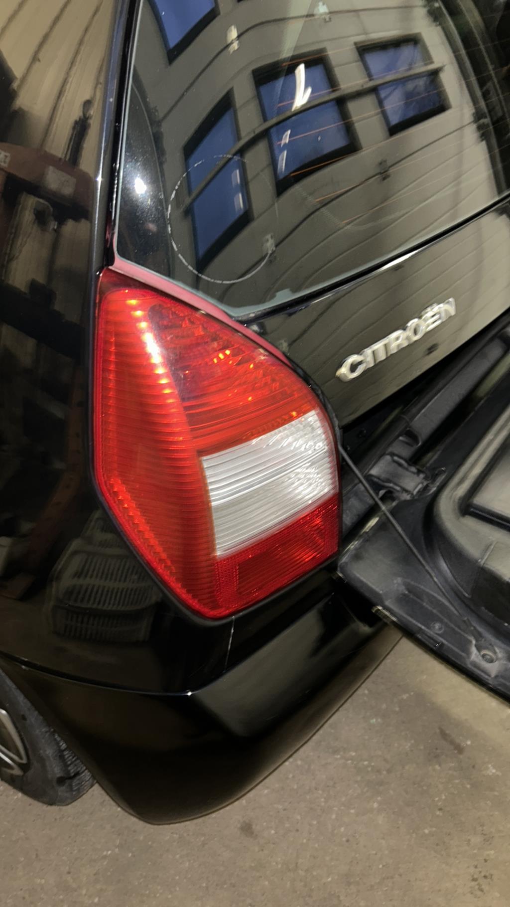 Fanale posteriore principale sinistro (luci) CITROEN C2 PHASE 1 Diésel - 1