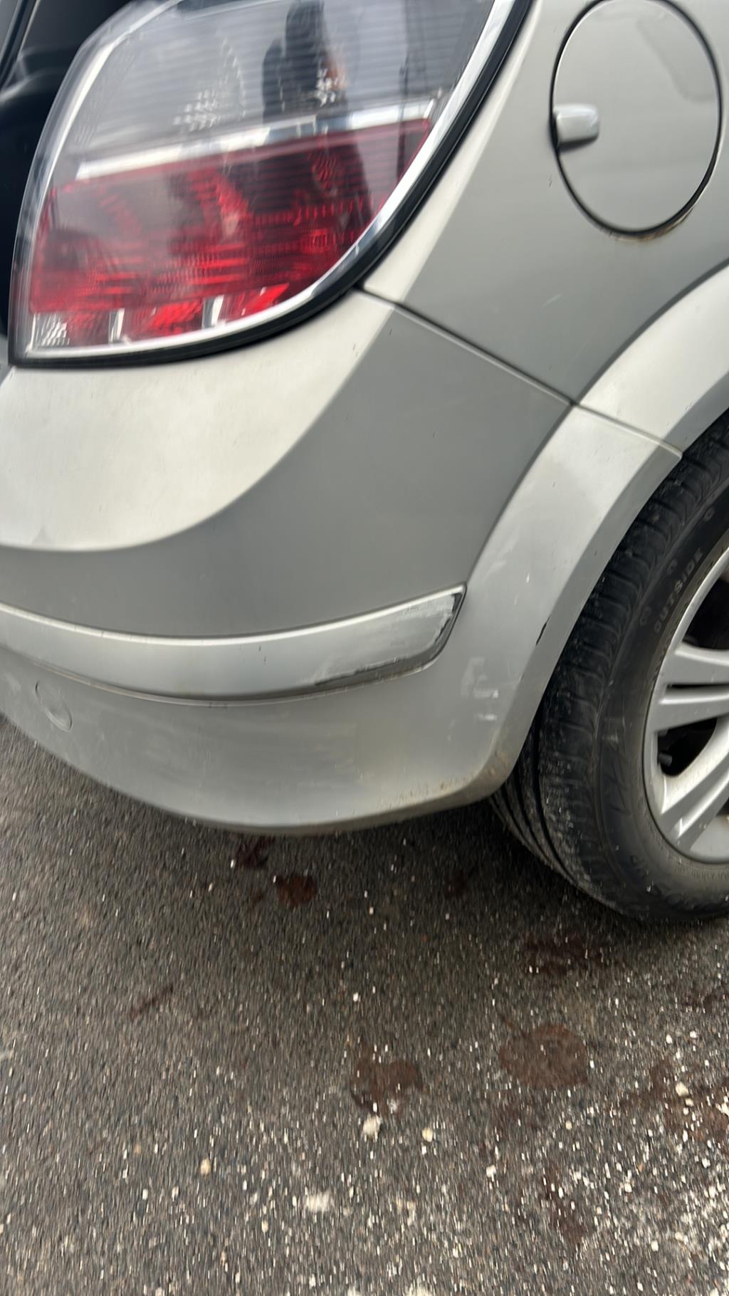 Paraurti posteriore OPEL ASTRA H PHASE 2 Diésel - 1