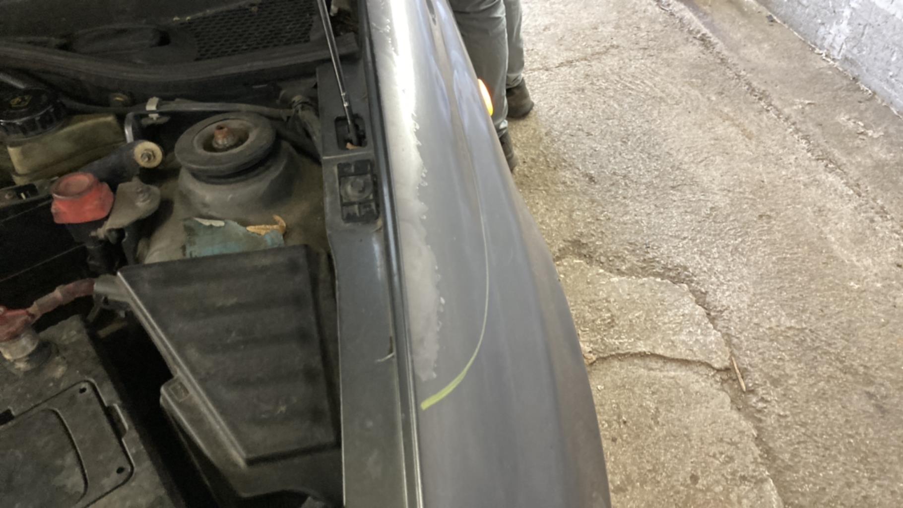 Parafango anteriore sinistro RENAULT CLIO 2 PHASE 1 Diésel - 1