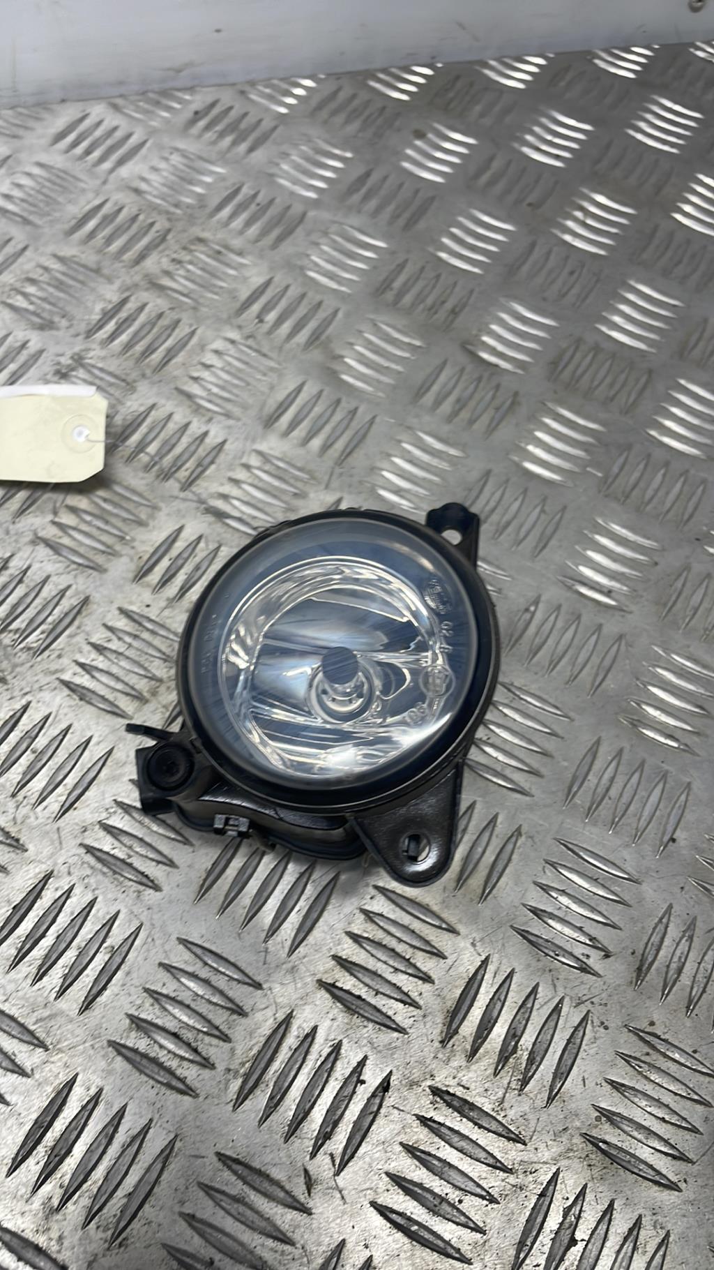 Fendinebbia destro (luci) VOLKSWAGEN POLO 3 PHASE 1  - 1