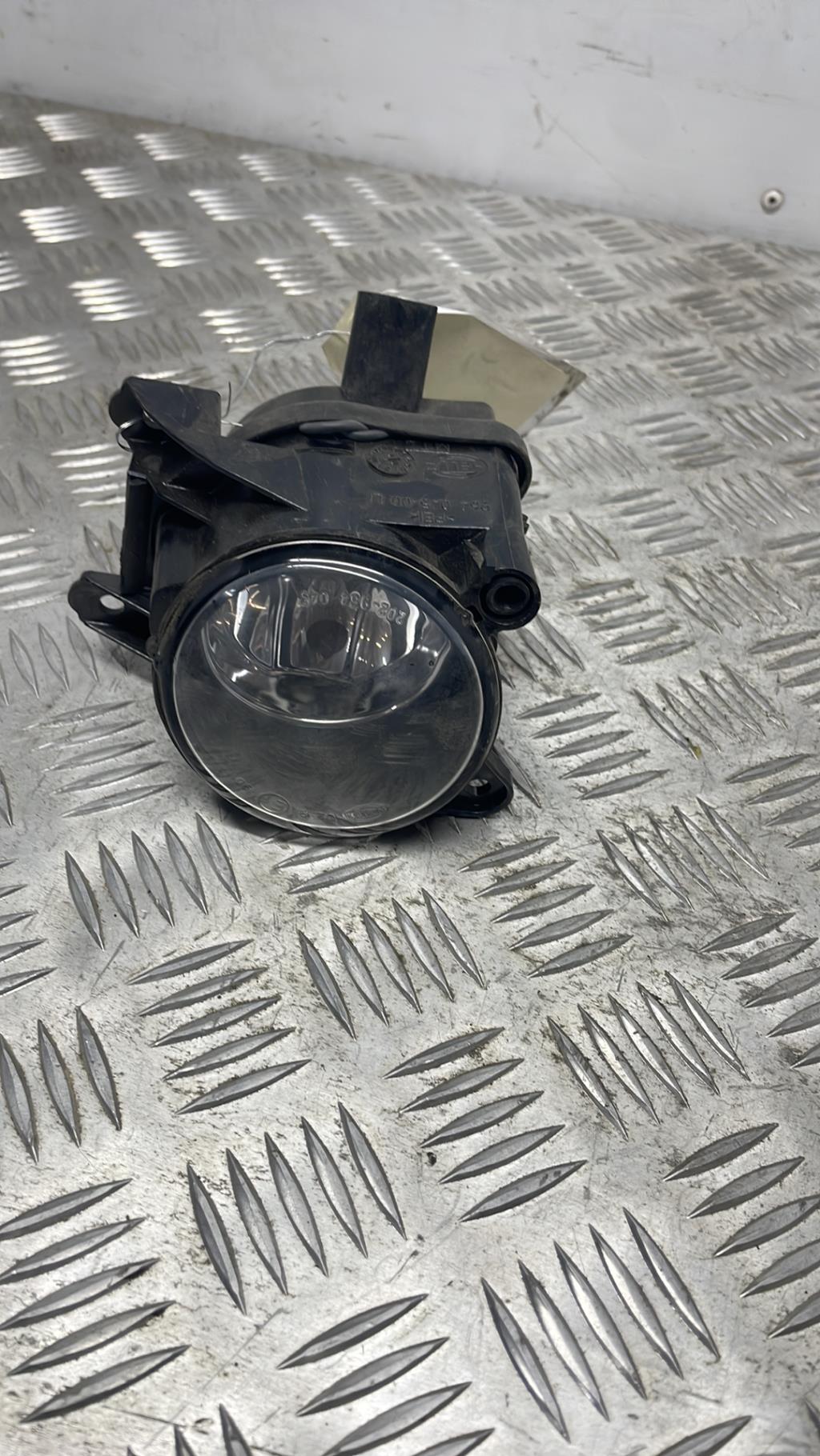 Fendinebbia sinistro (luce) VOLKSWAGEN POLO 3 PHASE 1  - 1