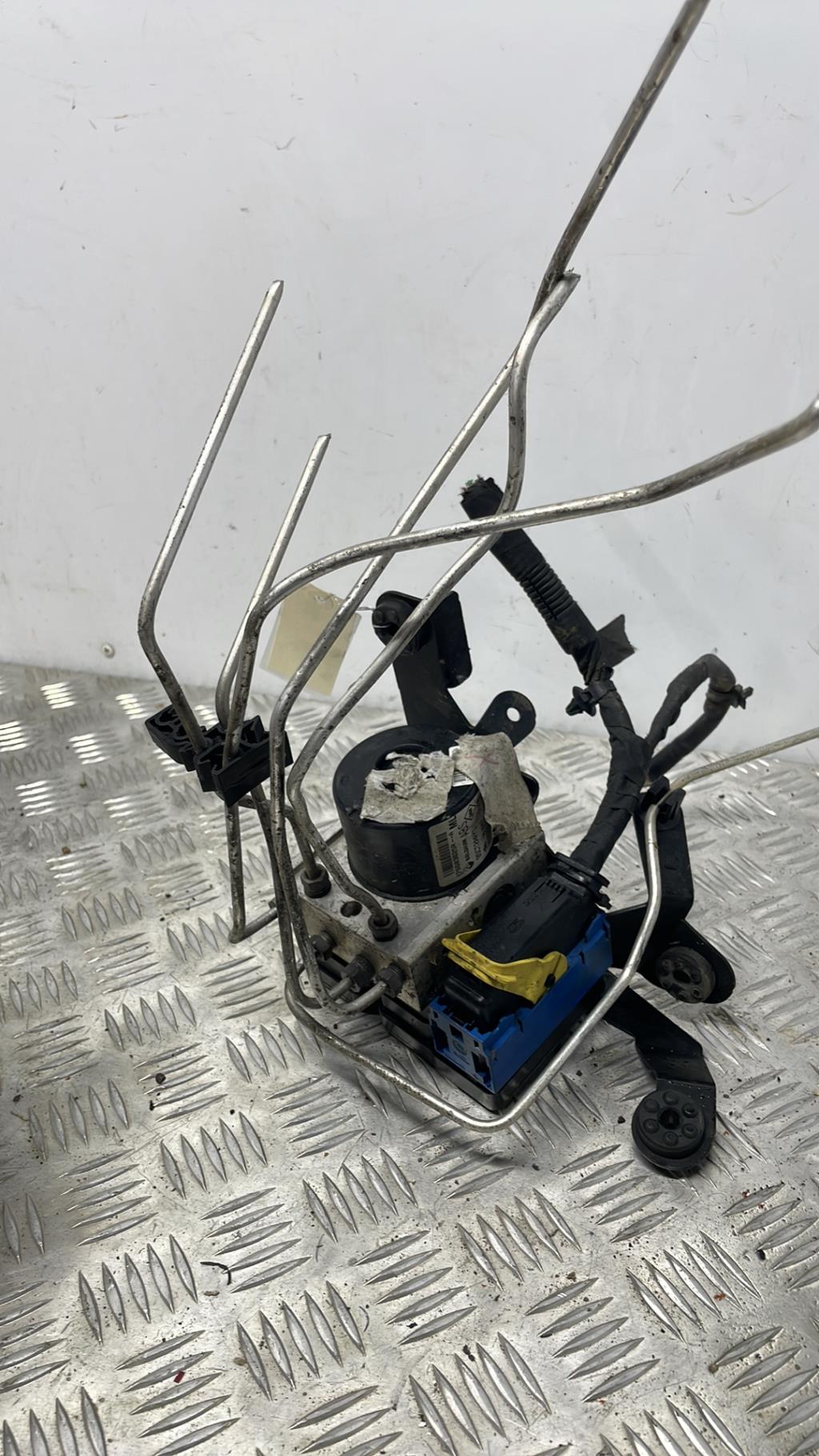 Blocco ABS (antibloccaggio freni) RENAULT MEGANE 3 PHASE 1 Diésel - 1
