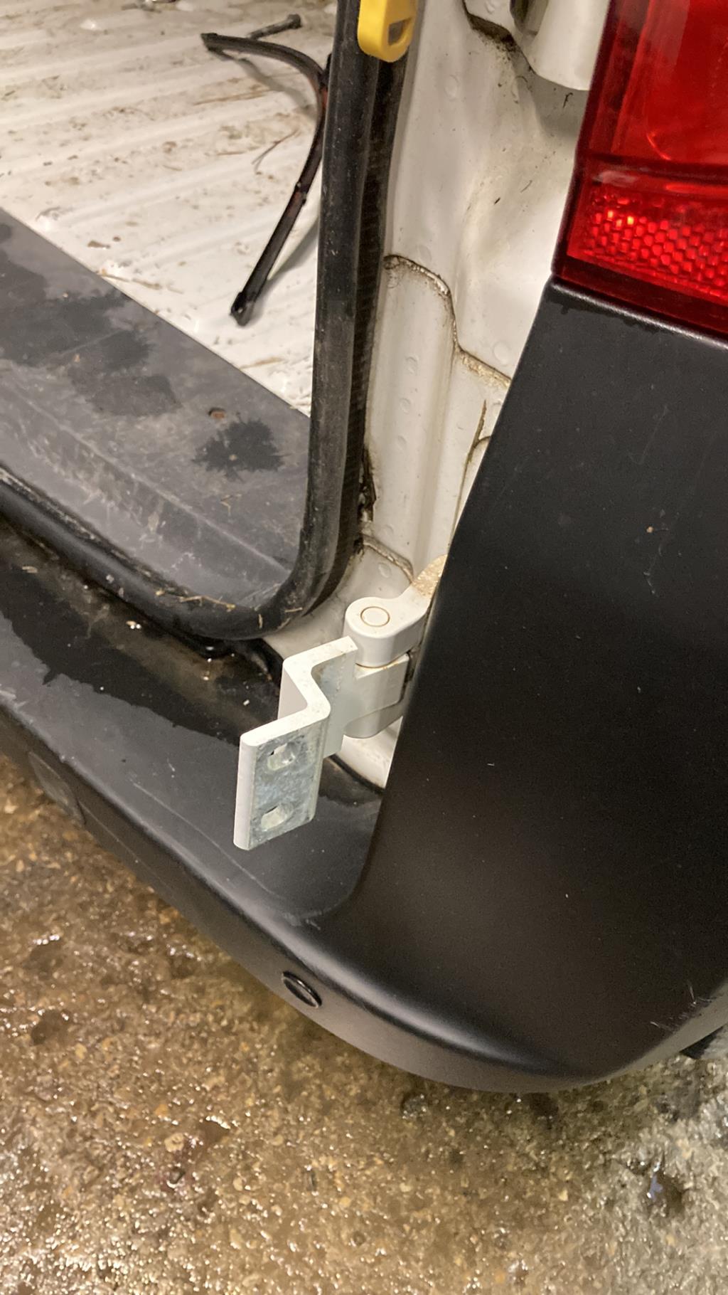 Cerniera porta bagagliaio destra CITROEN NEMO Diésel - 1