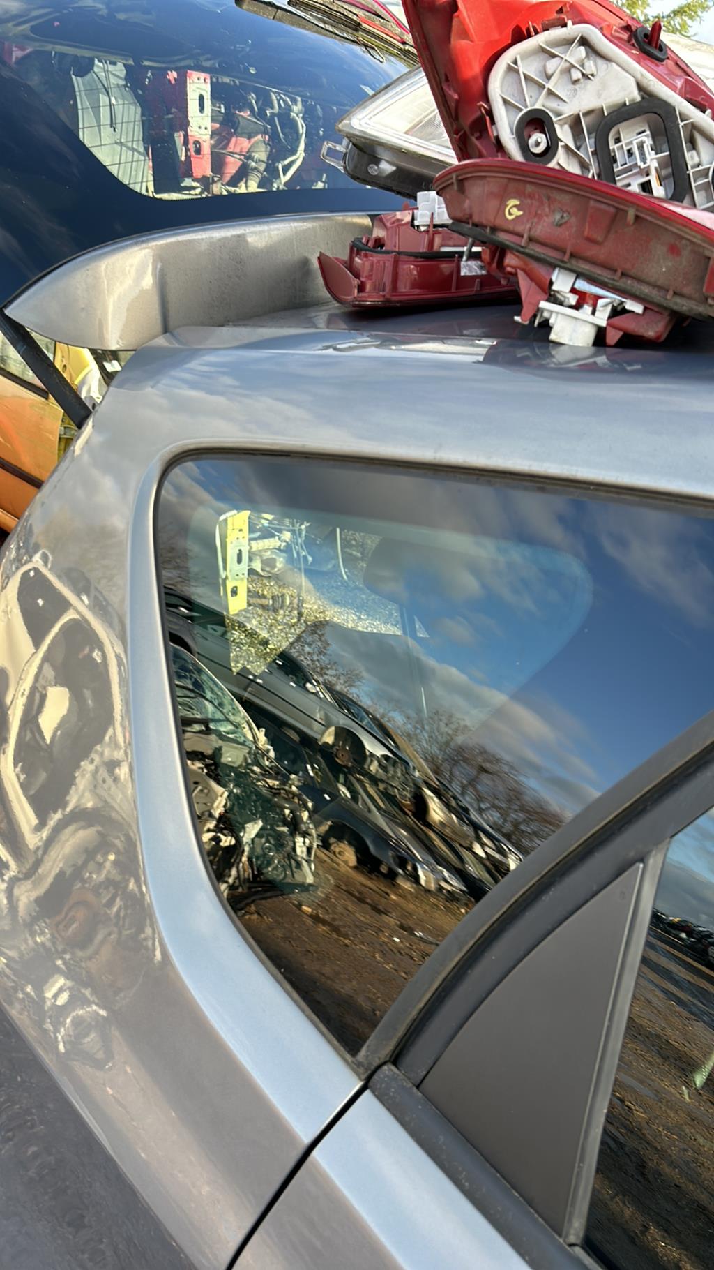 Vetro laterale fisso posteriore destro OPEL MERIVA B PHASE 1 Diésel - 1