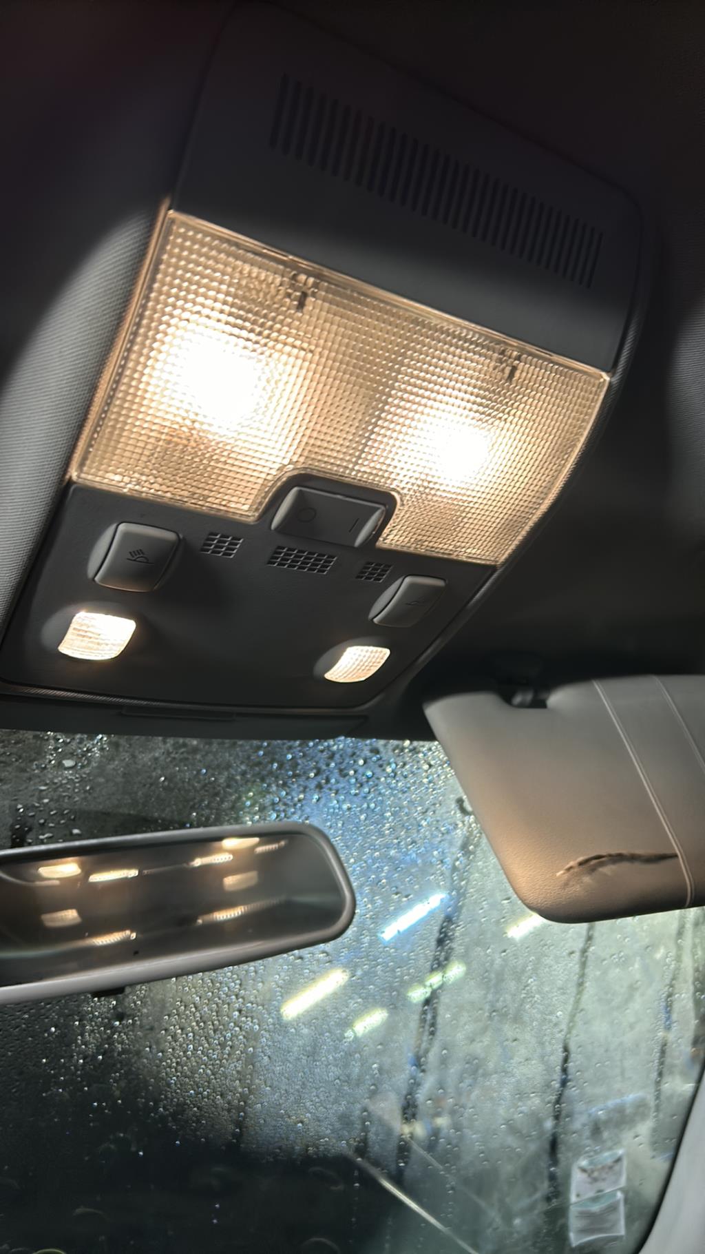 Eclairage de plafonnier AUDI A4 2 PHASE 2  - 1