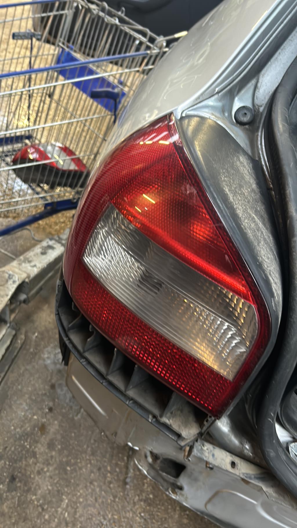 Fanale posteriore principale sinistro (luci) AUDI A3 1 PHASE 2 Diésel - 1