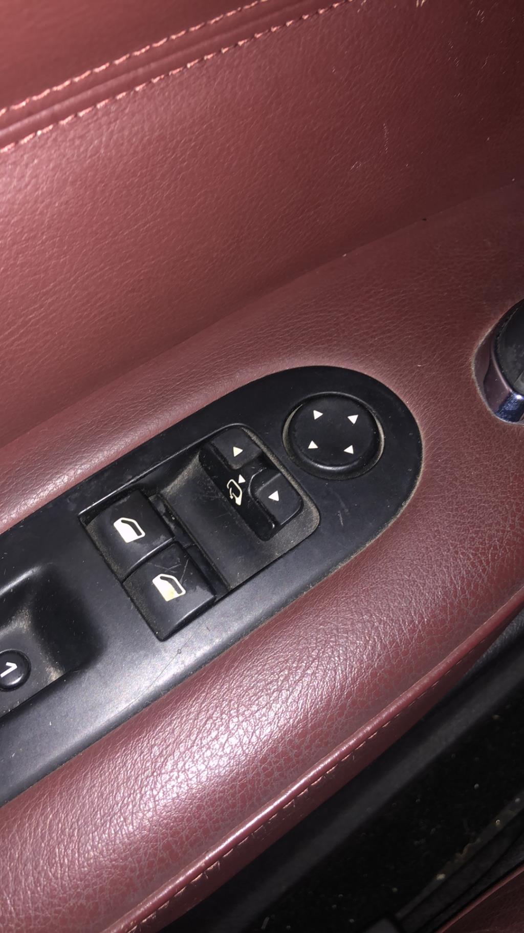 Interruttore lavacristalli anteriore sinistro PEUGEOT 407 COUPE Diésel - 1