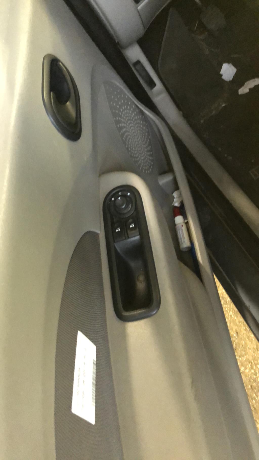 Interruttore lavacristalli anteriore sinistro RENAULT TWINGO 2 PHASE 1 Diésel - 1