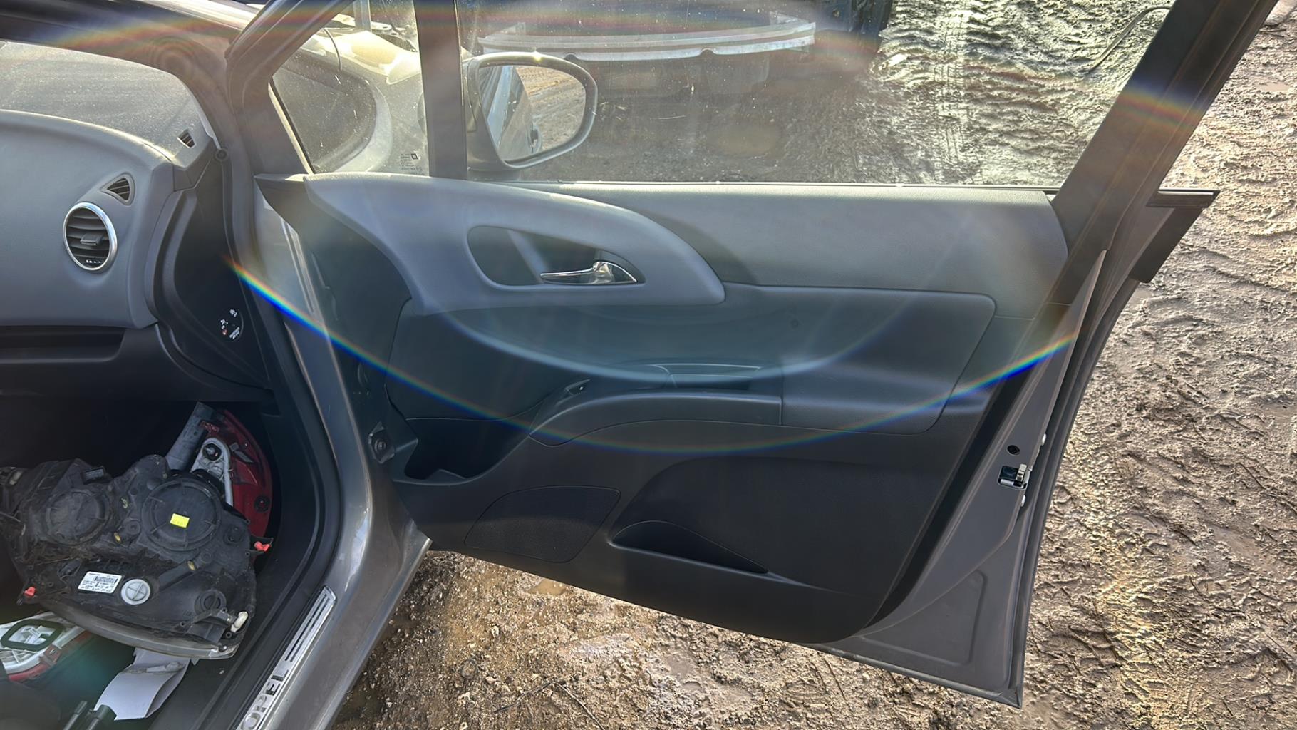 Pannello portiera anteriore destro OPEL MERIVA B PHASE 1 Diésel - 1