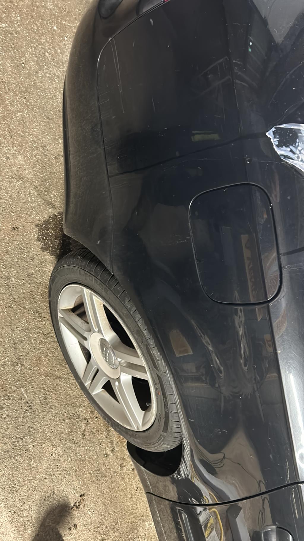 Trappe d'essence AUDI A4 2 PHASE 2  - 1