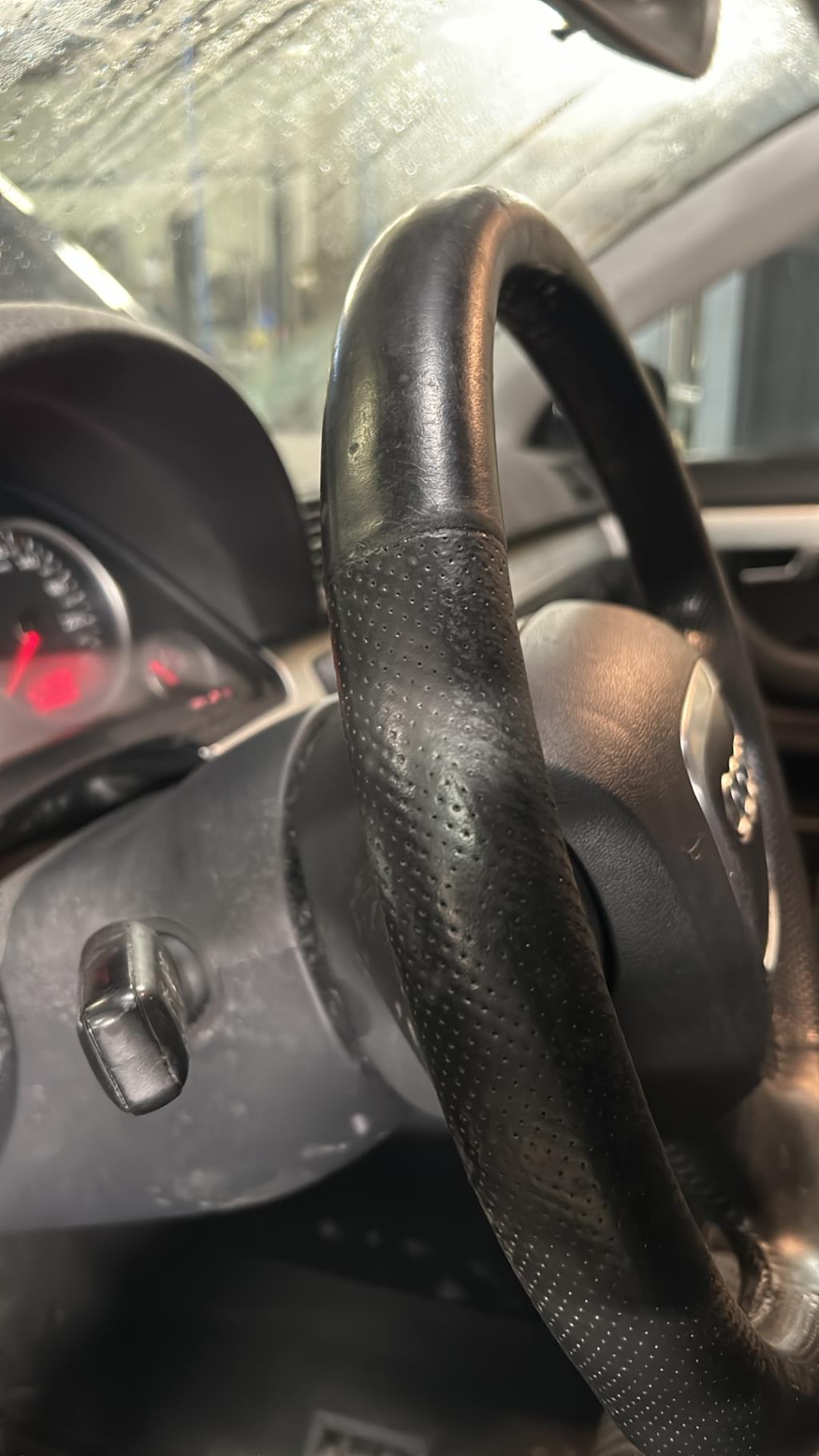 Volant AUDI A4 2 PHASE 2  - 1
