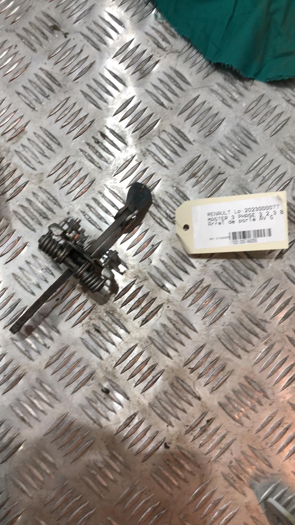 Arresto portiera anteriore sinistra RENAULT MASTER 3 PHASE 3 Diésel - 1