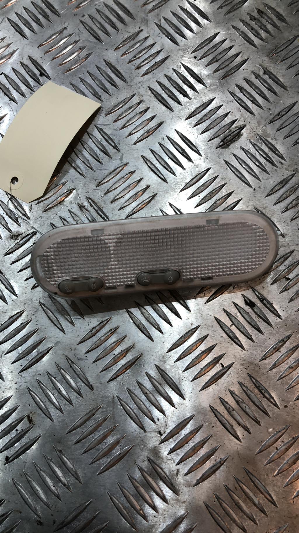 Eclairage de plafonnier RENAULT MASTER 3 PHASE 3 Diesel - 1