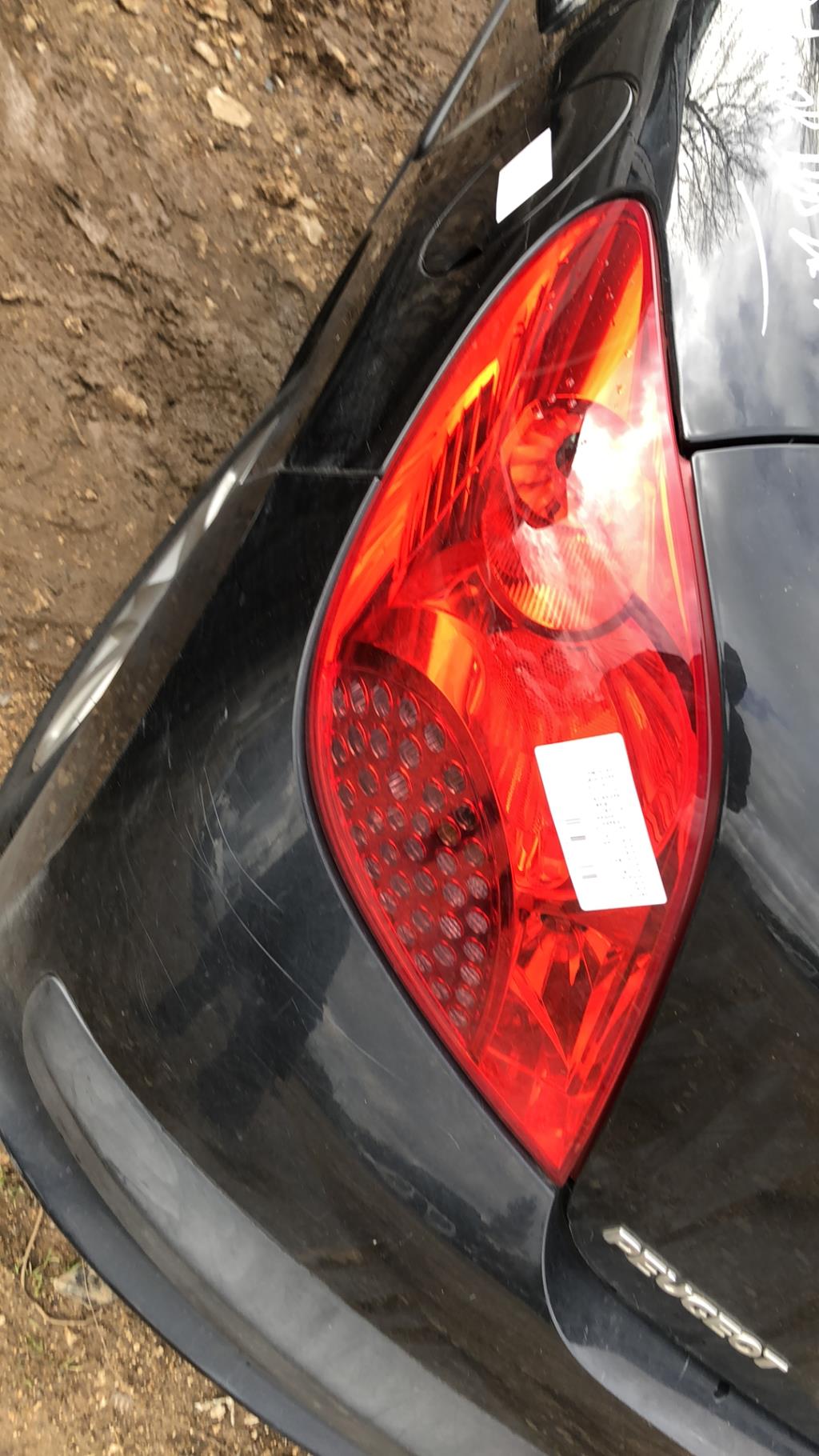 Fanale posteriore principale sinistro (luci) PEUGEOT 207 PHASE 1 Diésel - 1