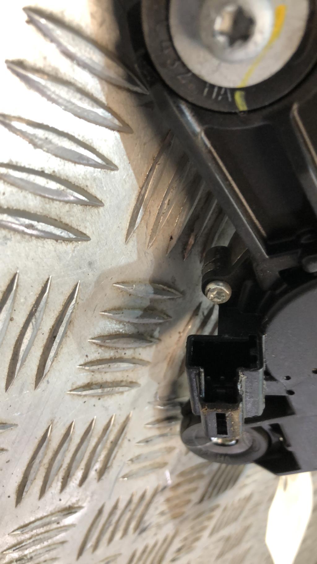 Motore tergicristallo posteriore FORD KUGA 1  - 1