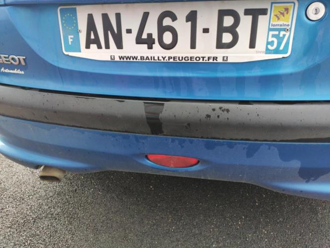 Pare-choc Arrière PEUGEOT 206 Phase 2 - Noir - Pièce D'occasion En Bon état