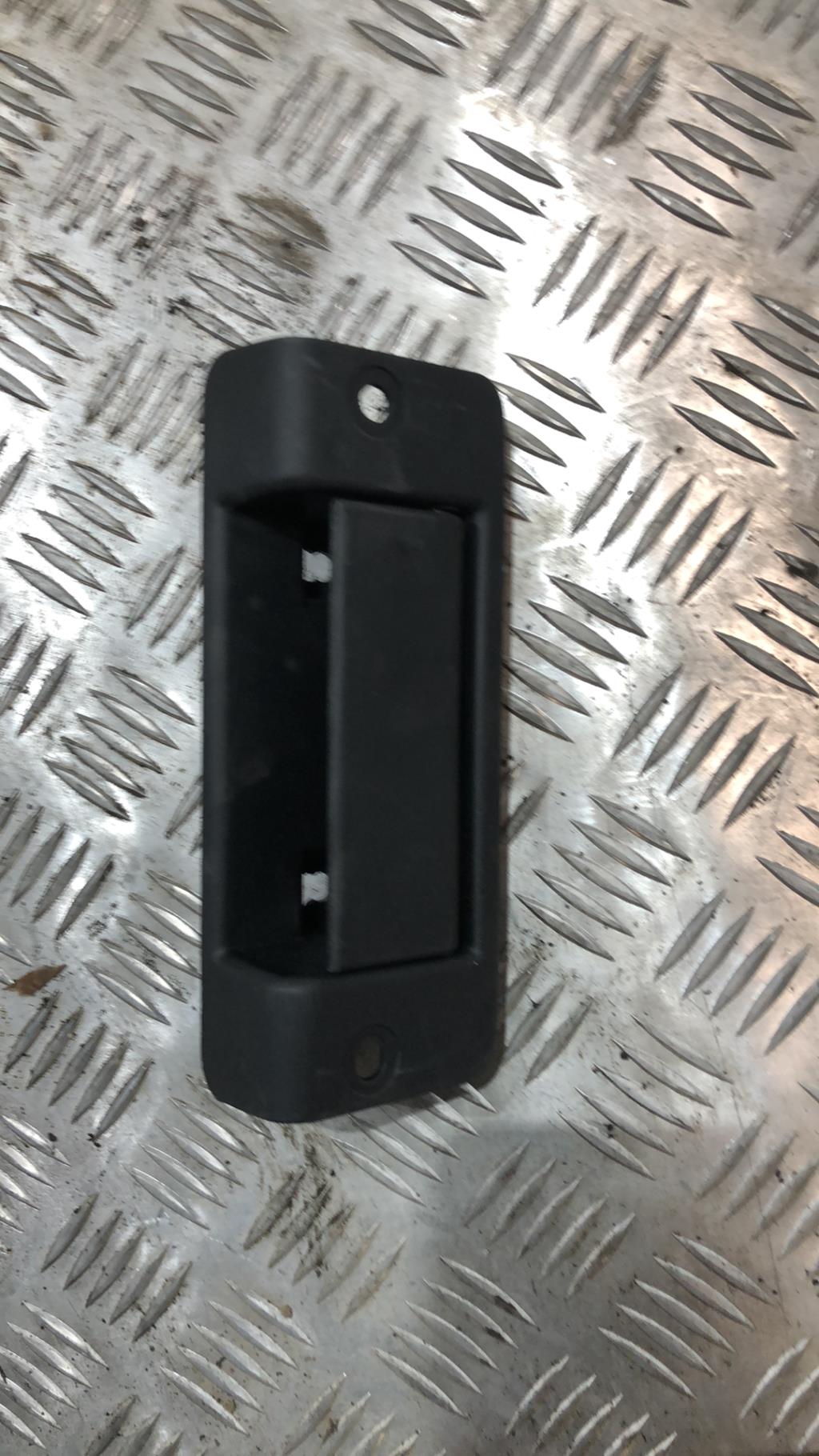 Support poignee porte arriere droite FORD TRANSIT 3 Diesel - 1