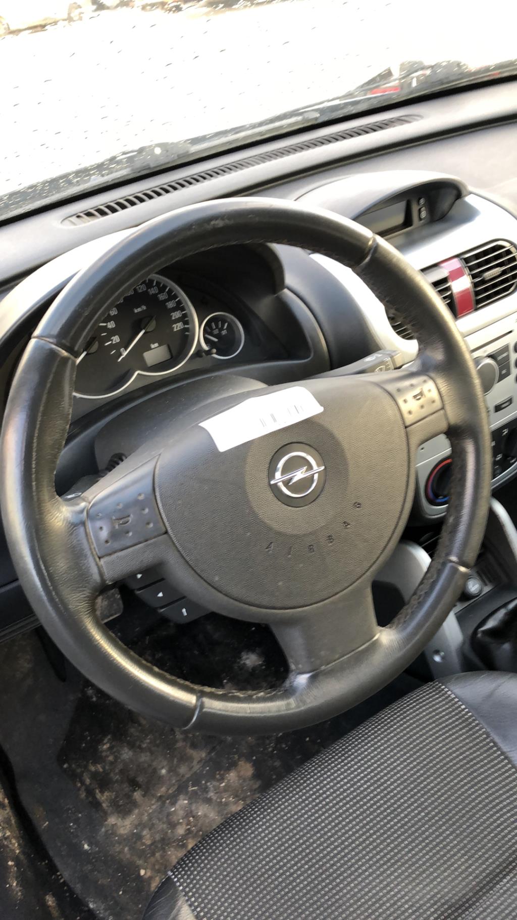 Volante OPEL TIGRA 2 TWINTOP CABRIOLET Gasolina - 1