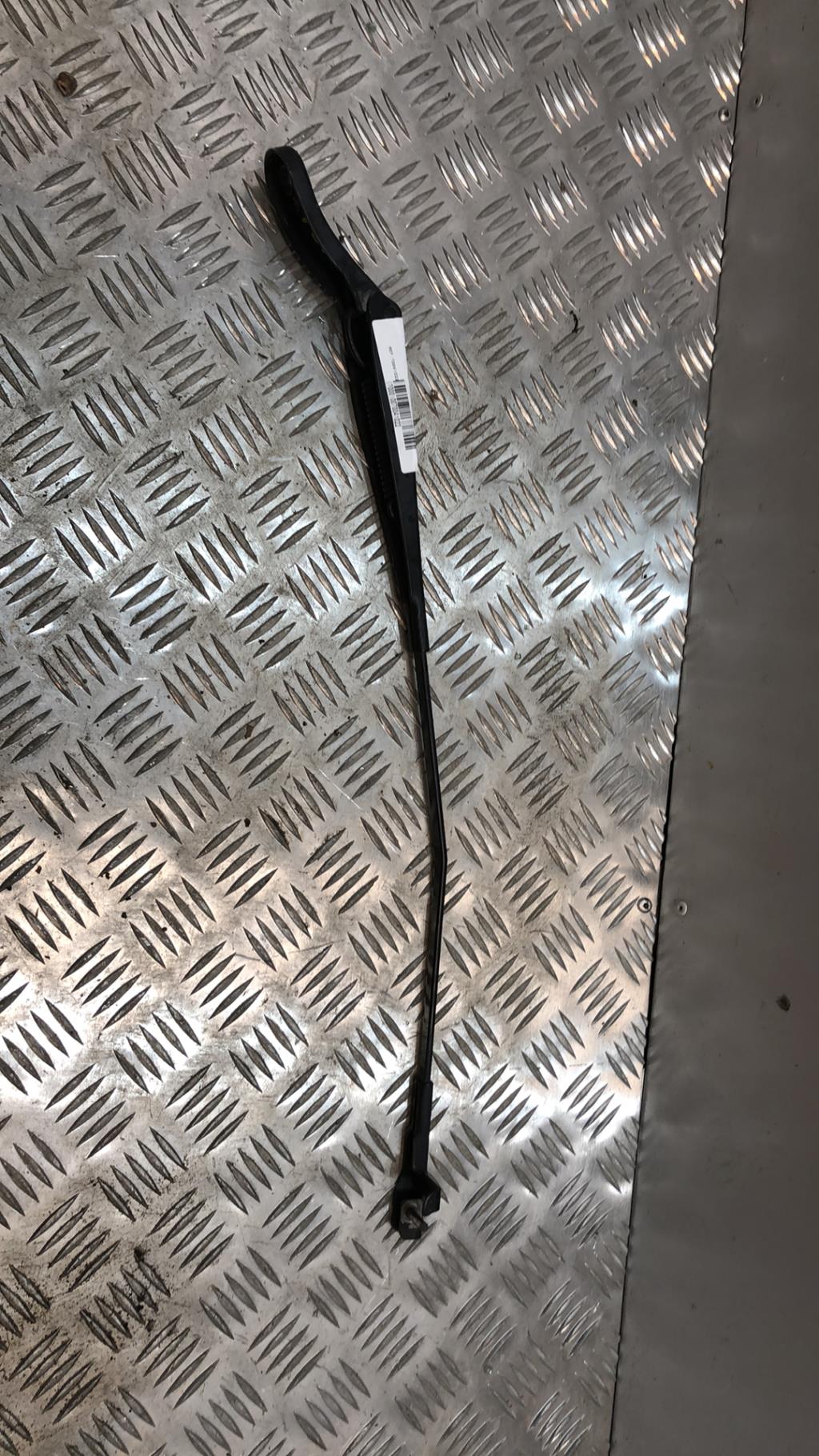 Braccio tergicristallo anteriore destro PEUGEOT 207 PHASE 1  - 1