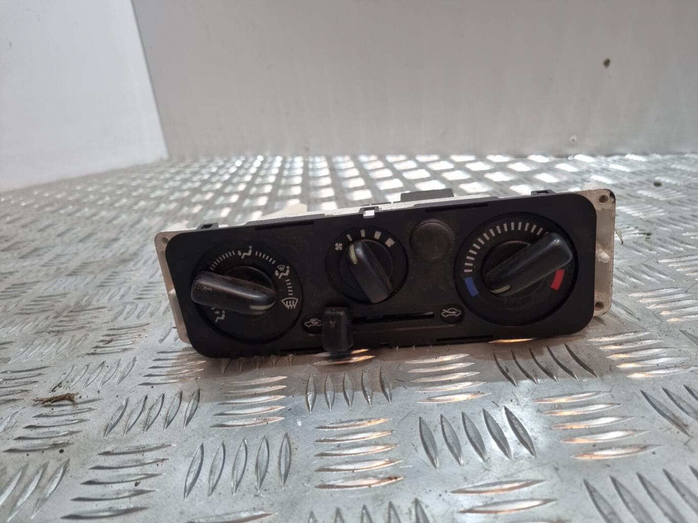 Commande chauffage SUZUKI JIMNY 1 PHASE 2 Essence - 1