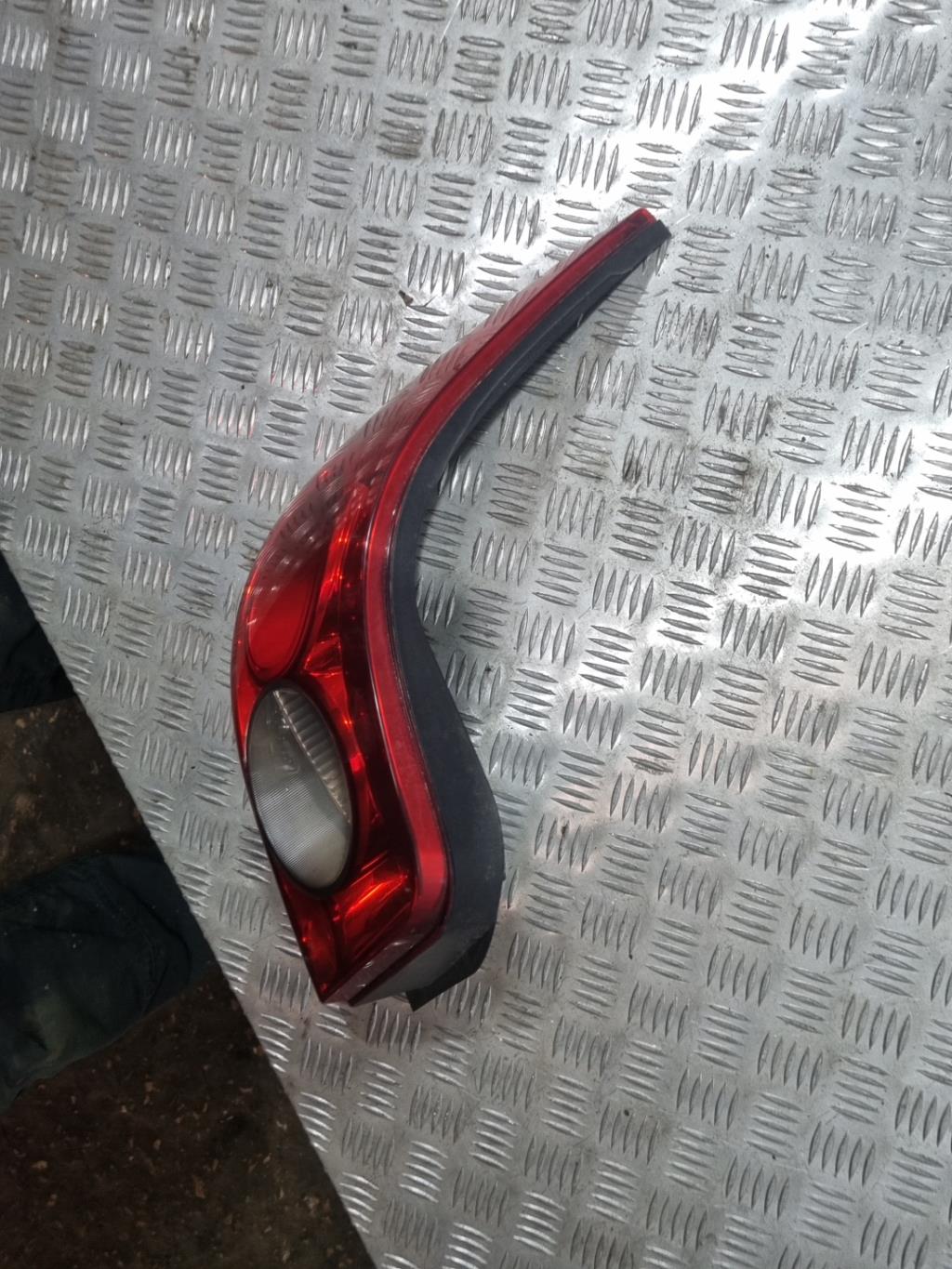 Fanale posteriore principale sinistro (luci) RENAULT MEGANE 2 PHASE 1 CABRIOLET Diésel - 1