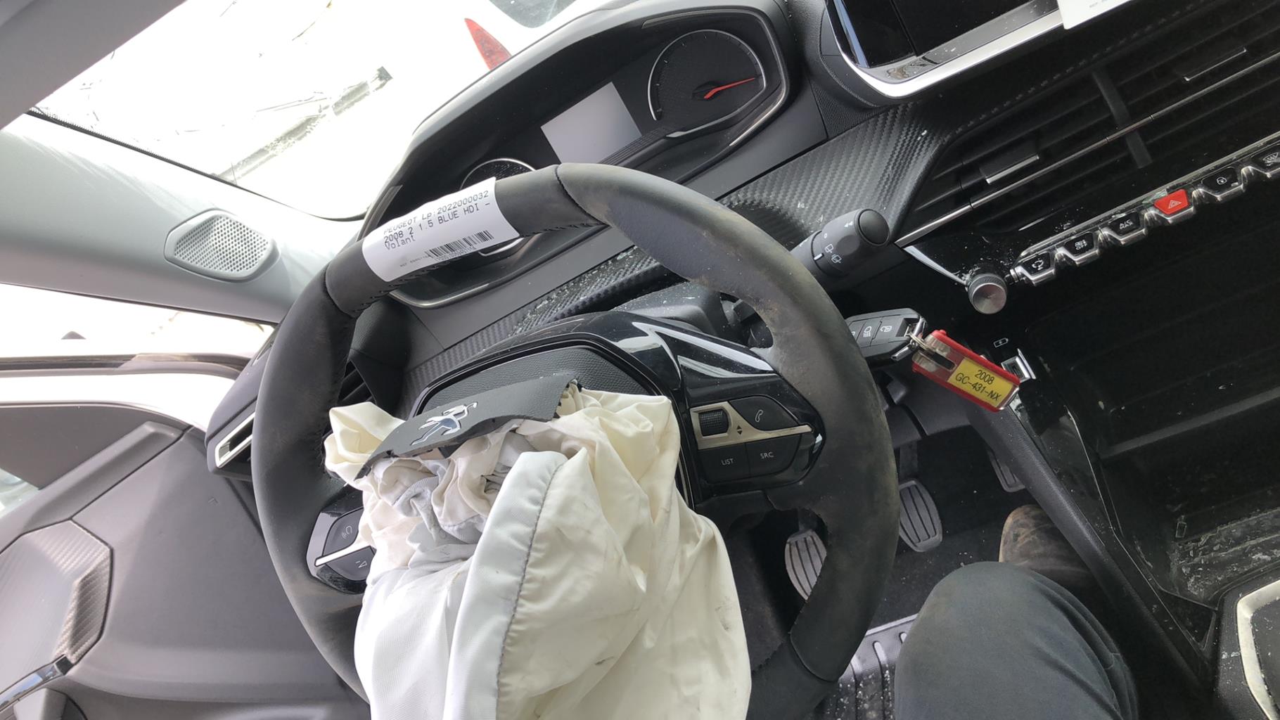 Volant PEUGEOT 2008 2  - 1