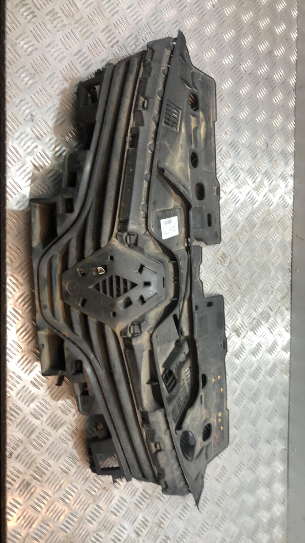 Calandre RENAULT CLIO 4 PHASE 1  - 1