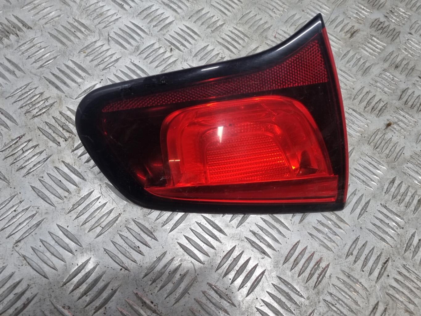 Feu arriere secondaire gauche (feux) CITROEN C3 2 PHASE 1 Diesel - 1