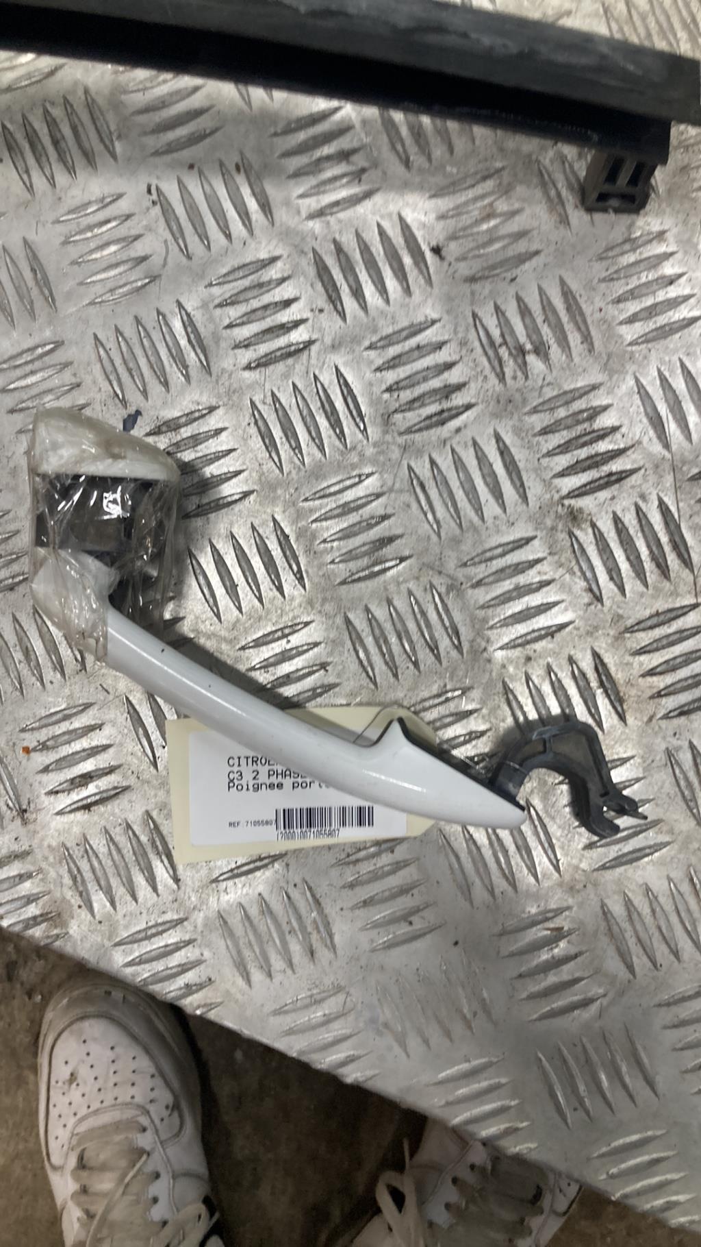 Maniglia portiera anteriore destra CITROEN C3 2 PHASE 1 Diésel - 1
