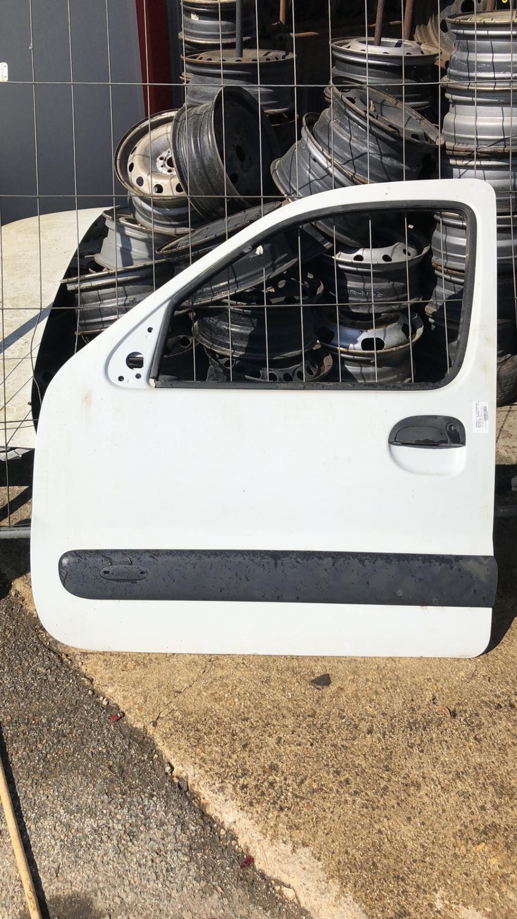 Portiera anteriore sinistra RENAULT KANGOO 1 PHASE 2  - 1