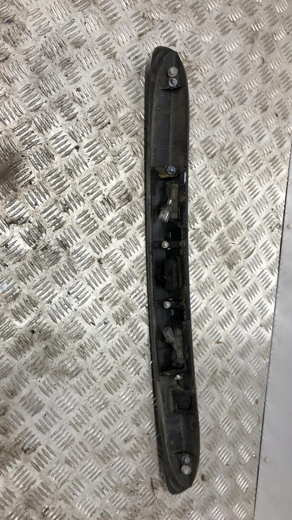 Eclairage de plaque RENAULT SCENIC 3 PHASE 1 Diesel - 1