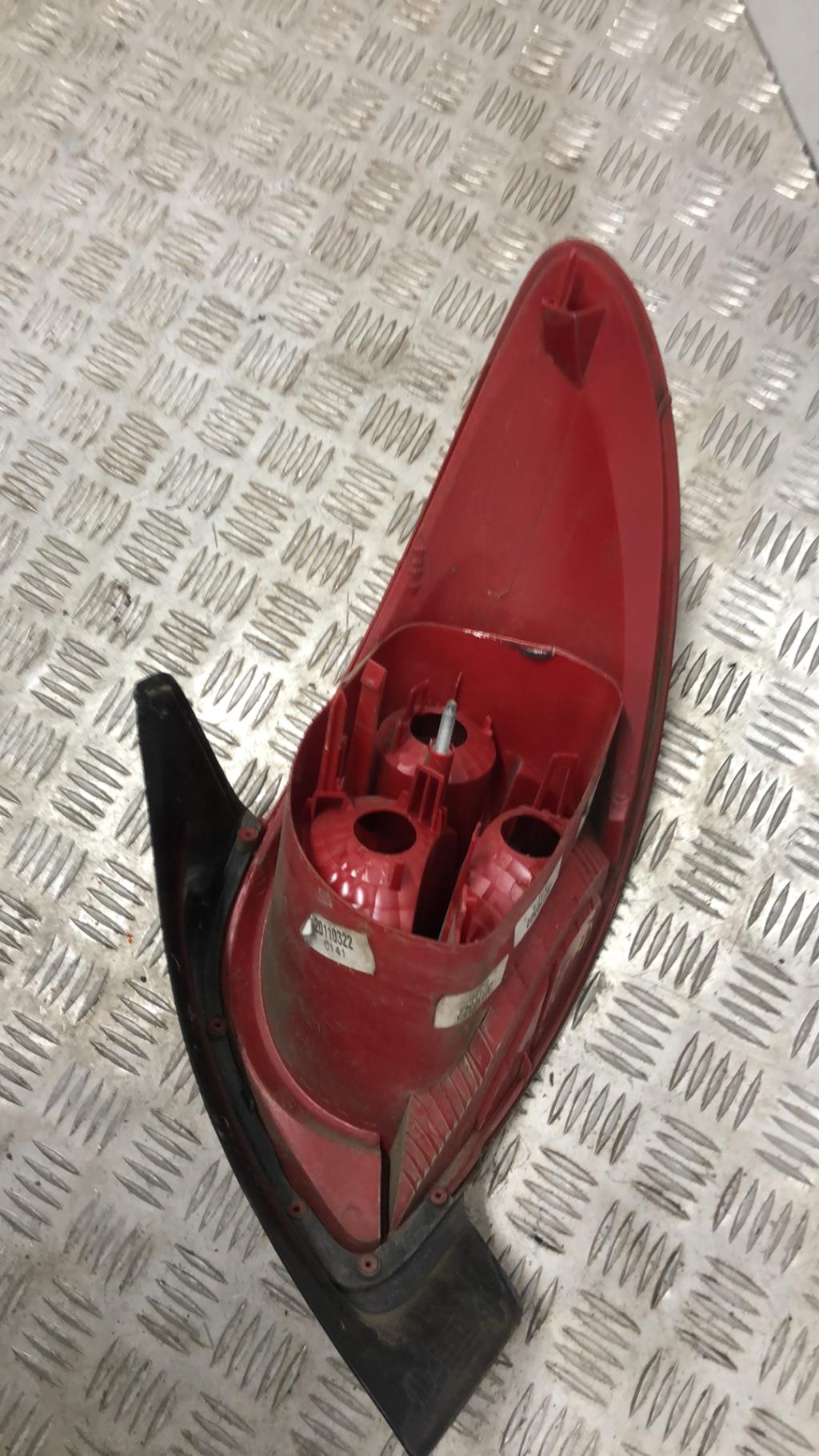 Fanale posteriore principale sinistro (luci) PEUGEOT 206+ Diésel - 1
