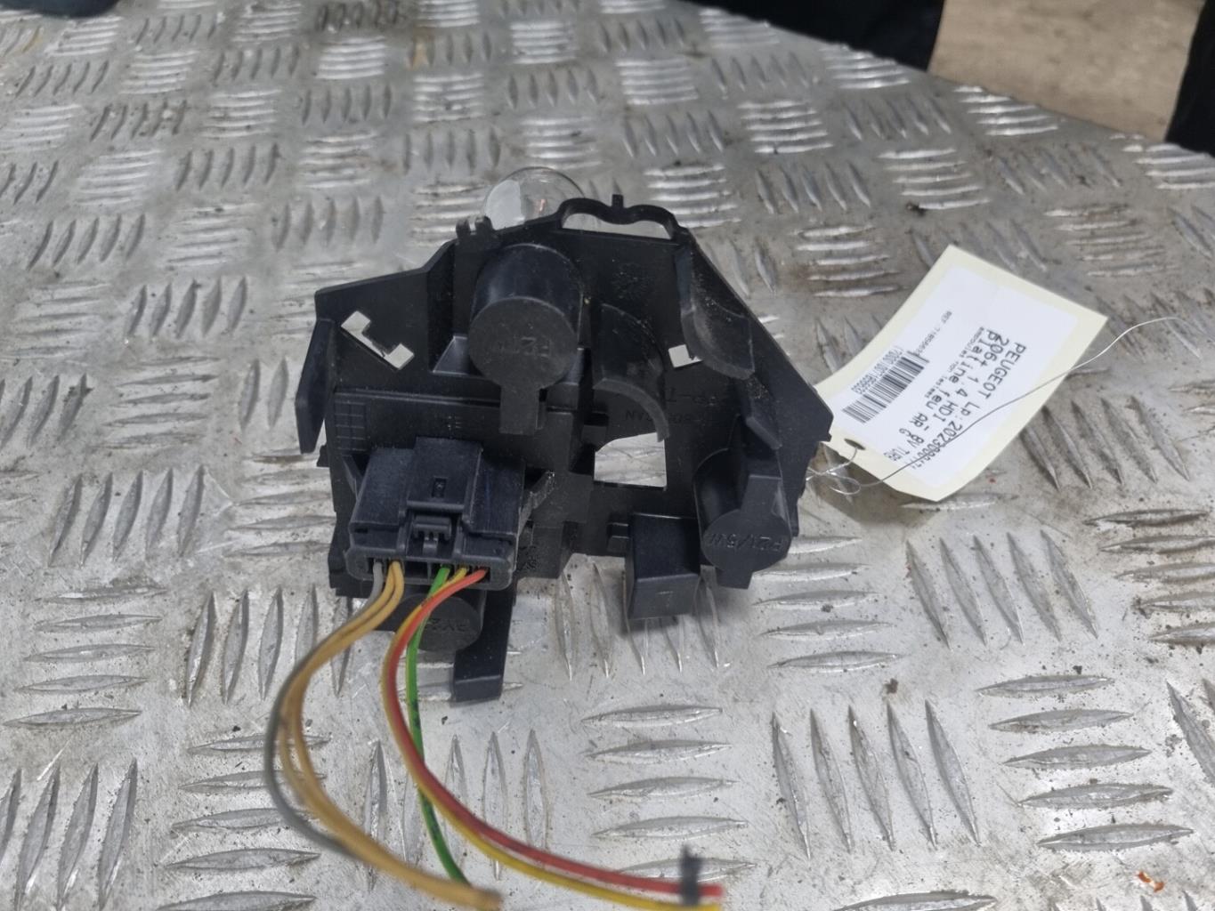 Base portalampade fanale posteriore sinistro PEUGEOT 206+ Diésel - 1