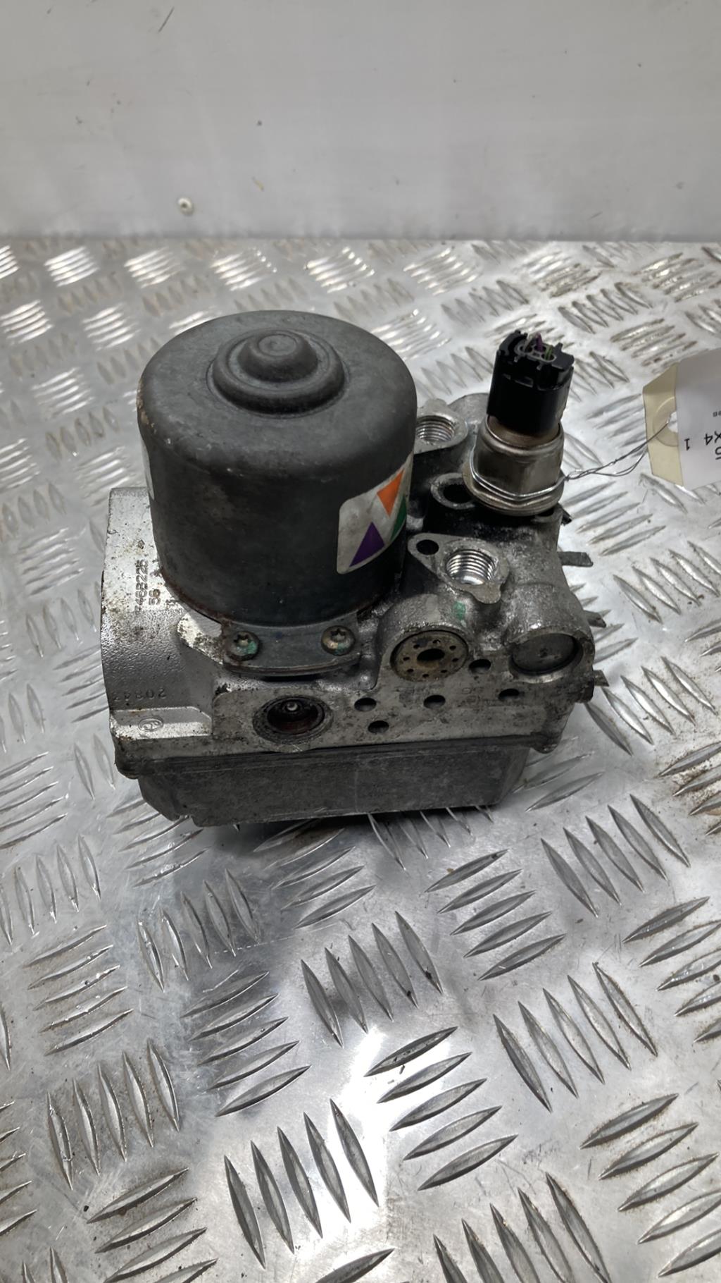 Bloc ABS (freins anti-blocage) CADILLAC SRX 1 Essence - 1