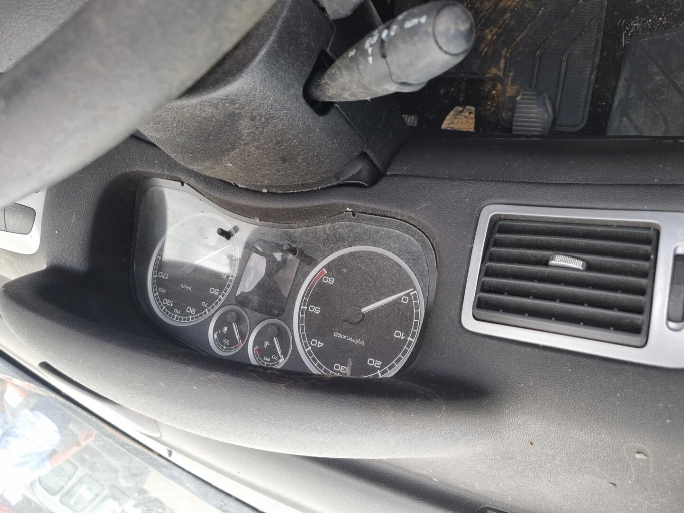 Tachimetro PEUGEOT 307 PHASE 1 Diésel - 1
