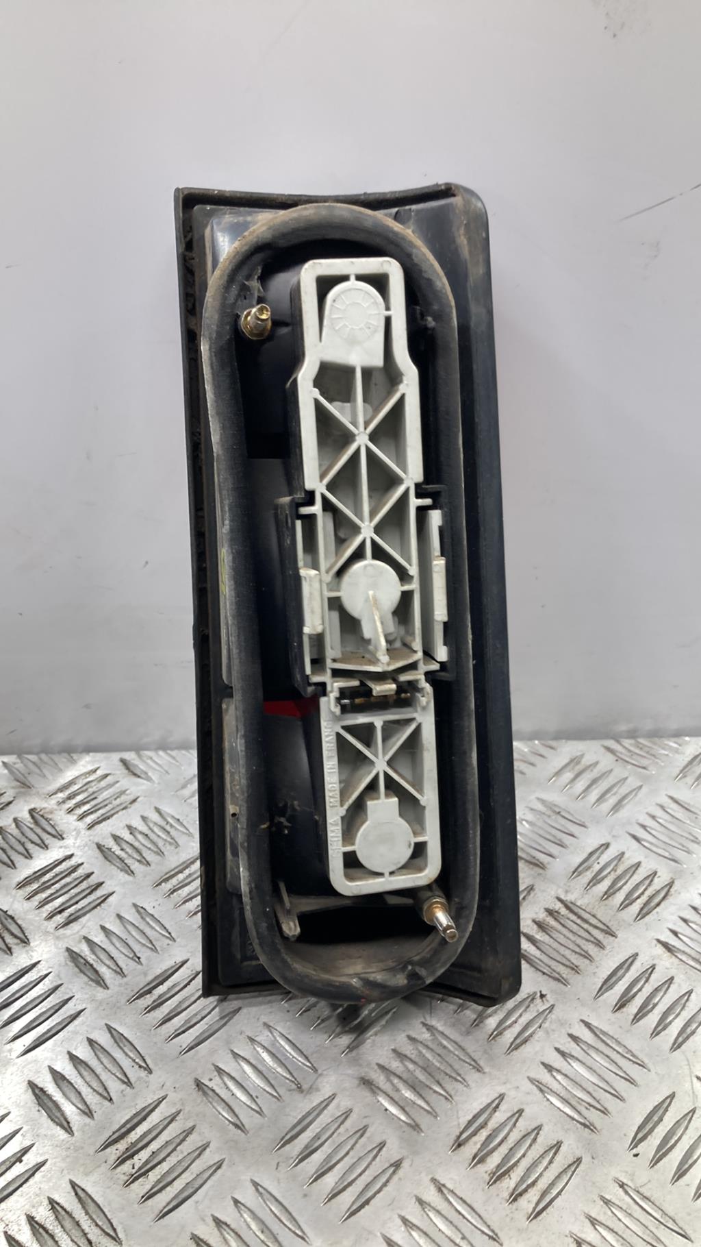 Fanale posteriore principale sinistro (luci) RENAULT EXPRESS PHASE 1 Gasolina - 1