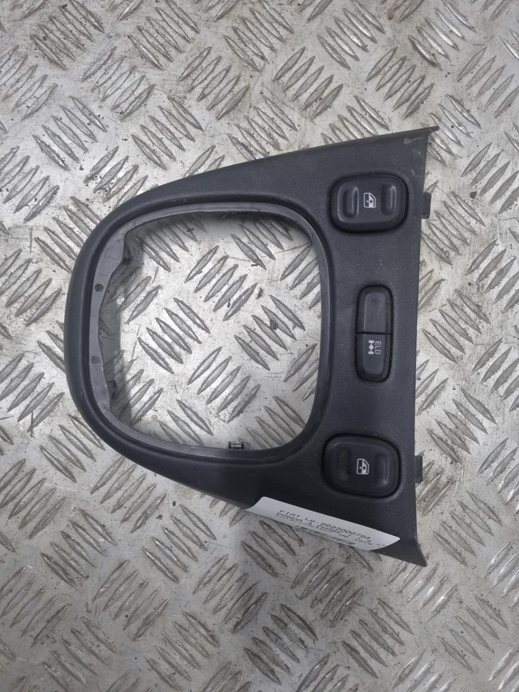 Interruttore lavacristalli anteriore destro FIAT PANDA 3 PHASE 1 Diésel - 1