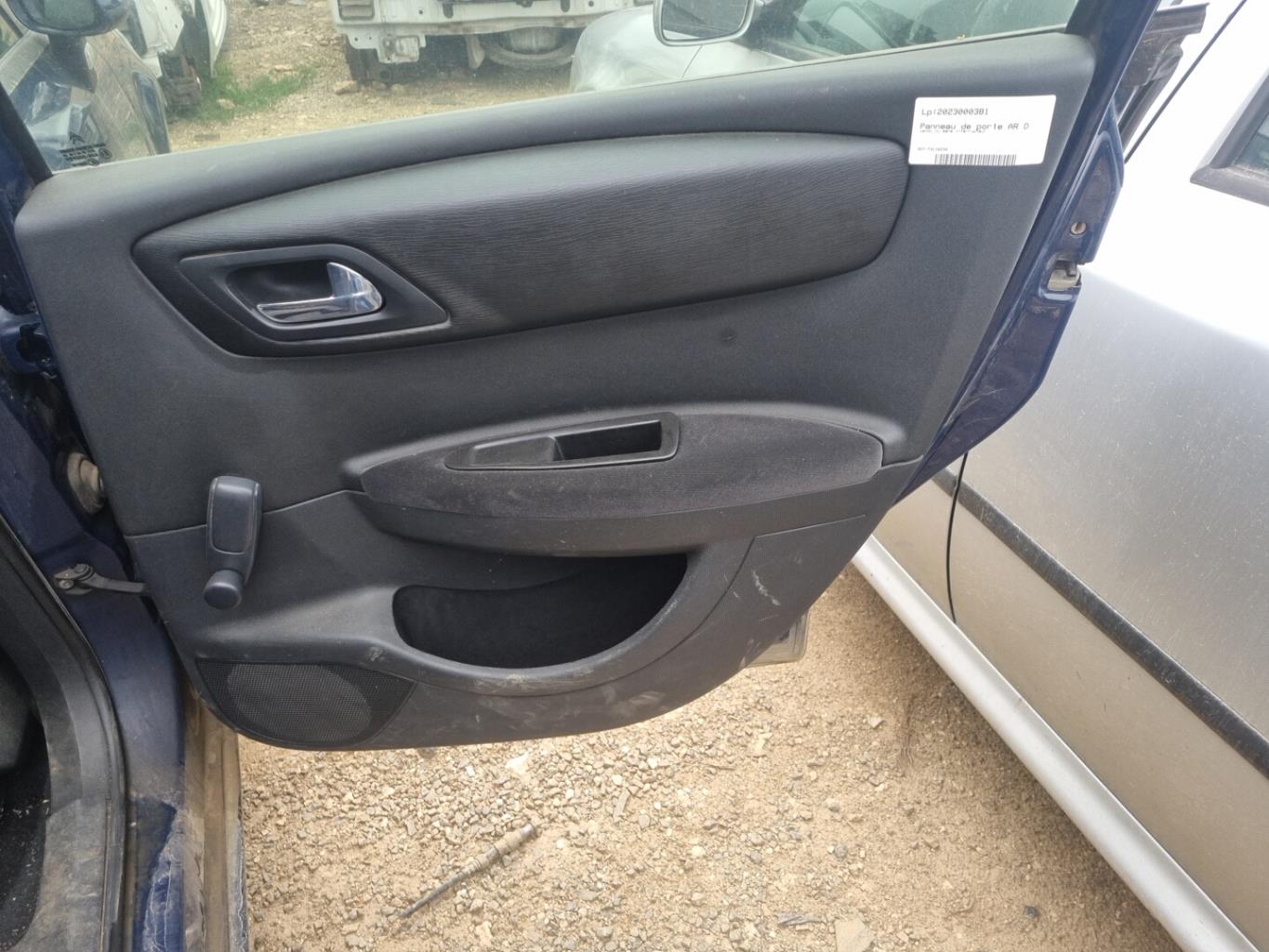Pannello portiera posteriore destro CITROEN C4 1 PHASE 1 Diésel - 1