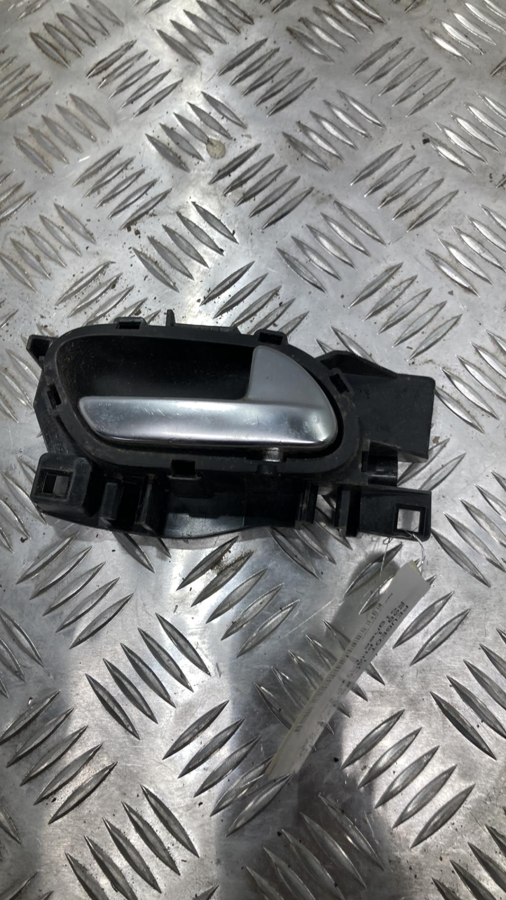 Maniglia interna posteriore destra PEUGEOT 208 1 PHASE 2  - 1