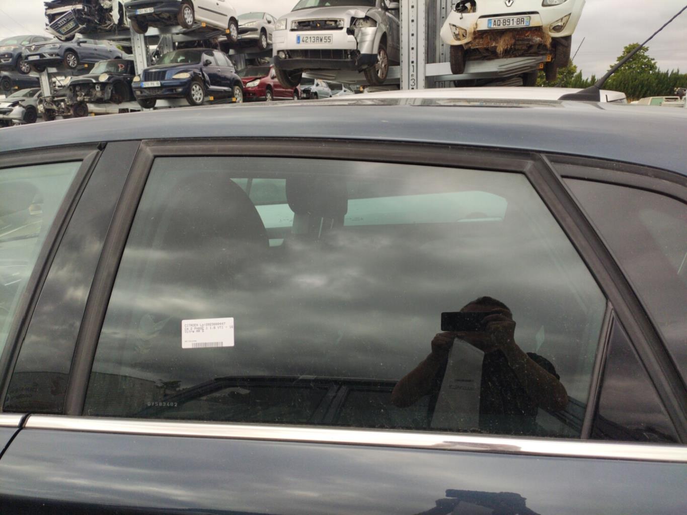 Vetro posteriore sinistro CITROEN C4 2 PHASE 1  - 1