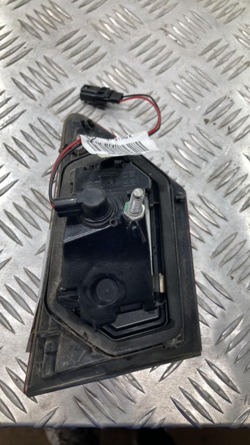 Feu arriere secondaire droit (feux) RENAULT CLIO 4 PHASE 1 Diesel - 1