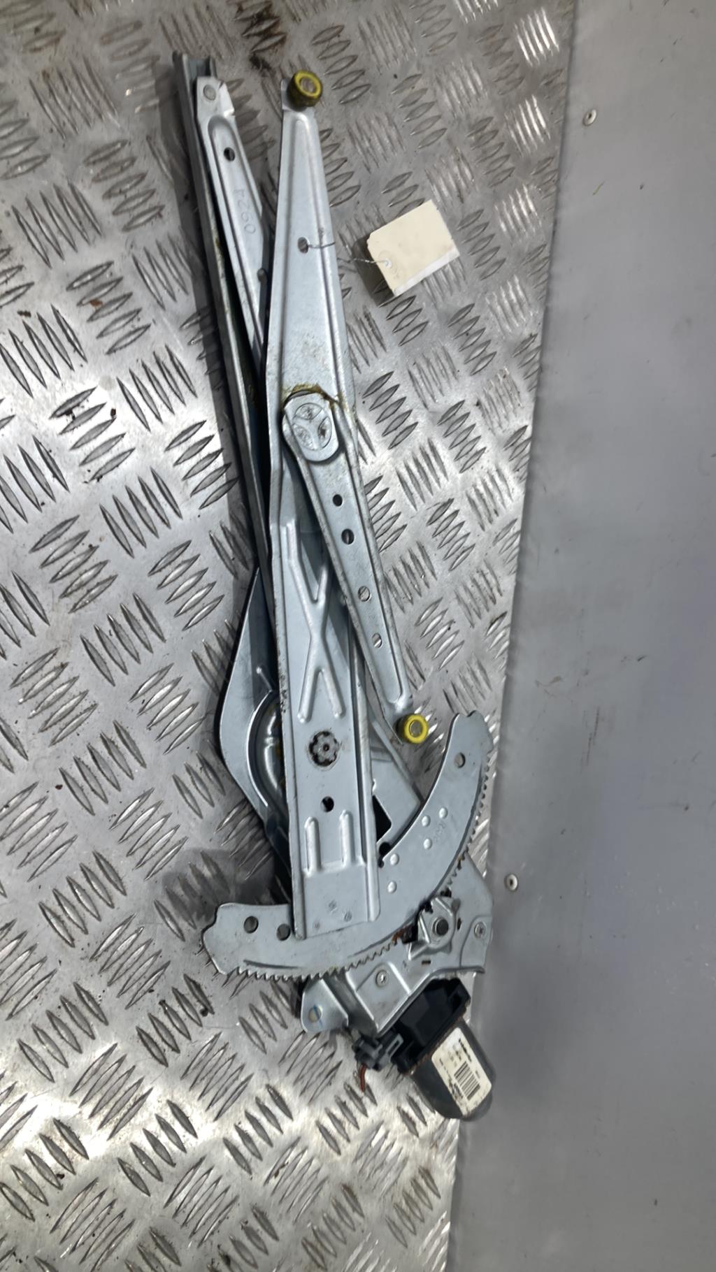 Alzacristalli elettrico anteriore destro RENAULT KANGOO 1 PHASE 2 Diésel - 1
