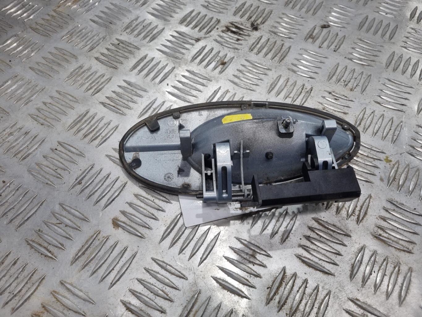 Maniglia portiera posteriore destra CITROEN C5 1 PHASE 2 BREAK Diésel - 1