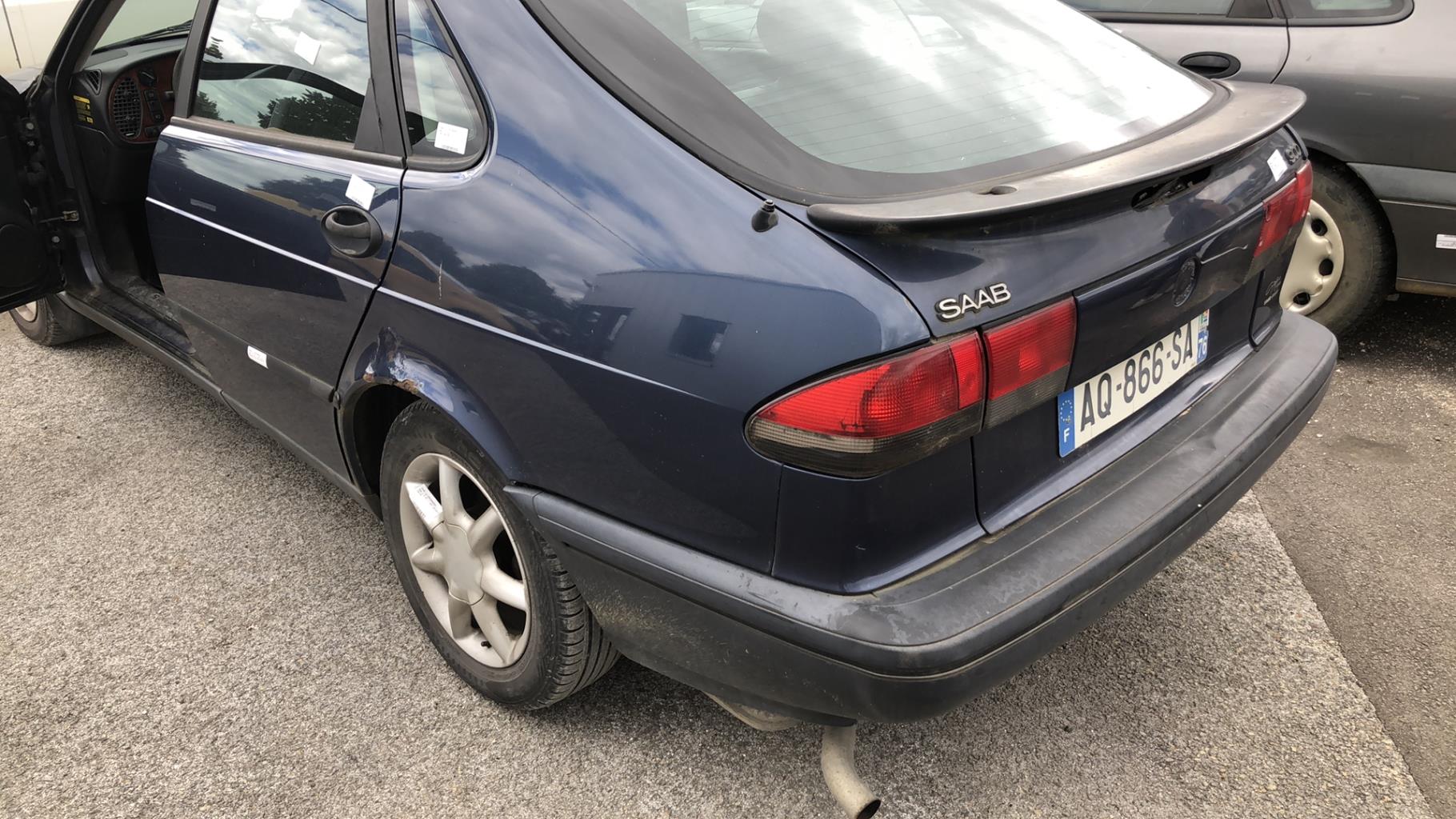 Reservoir essence SAAB 900 2 Essence - 1