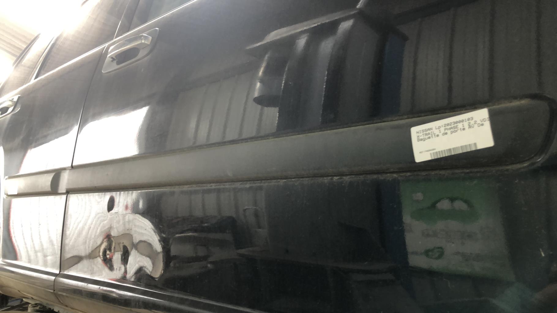 Modanatura portiera anteriore destra NISSAN X-TRAIL 1 PHASE 1 Diésel - 1