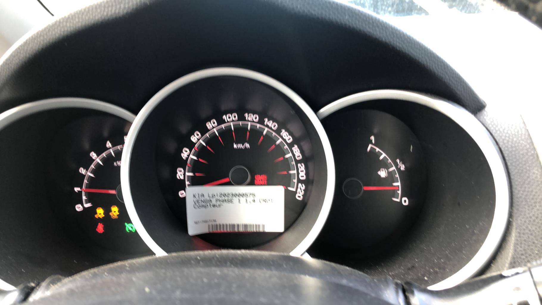 Compteur KIA VENGA PHASE 1 Diesel - 1