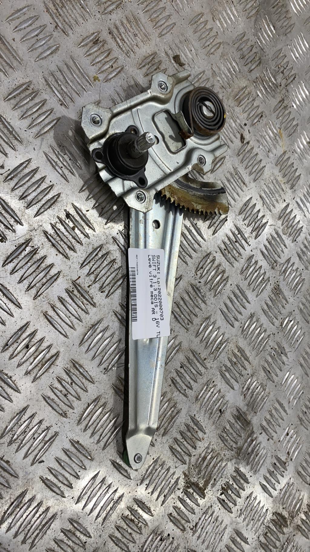 Alzacristalli manuale posteriore destro SUZUKI SWIFT 3 Diésel - 1