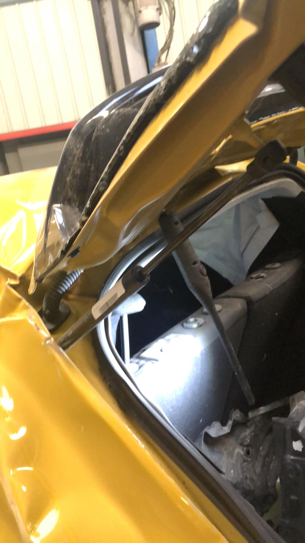Molla a gas bagagliaio PEUGEOT 208 2 Gasolina - 1