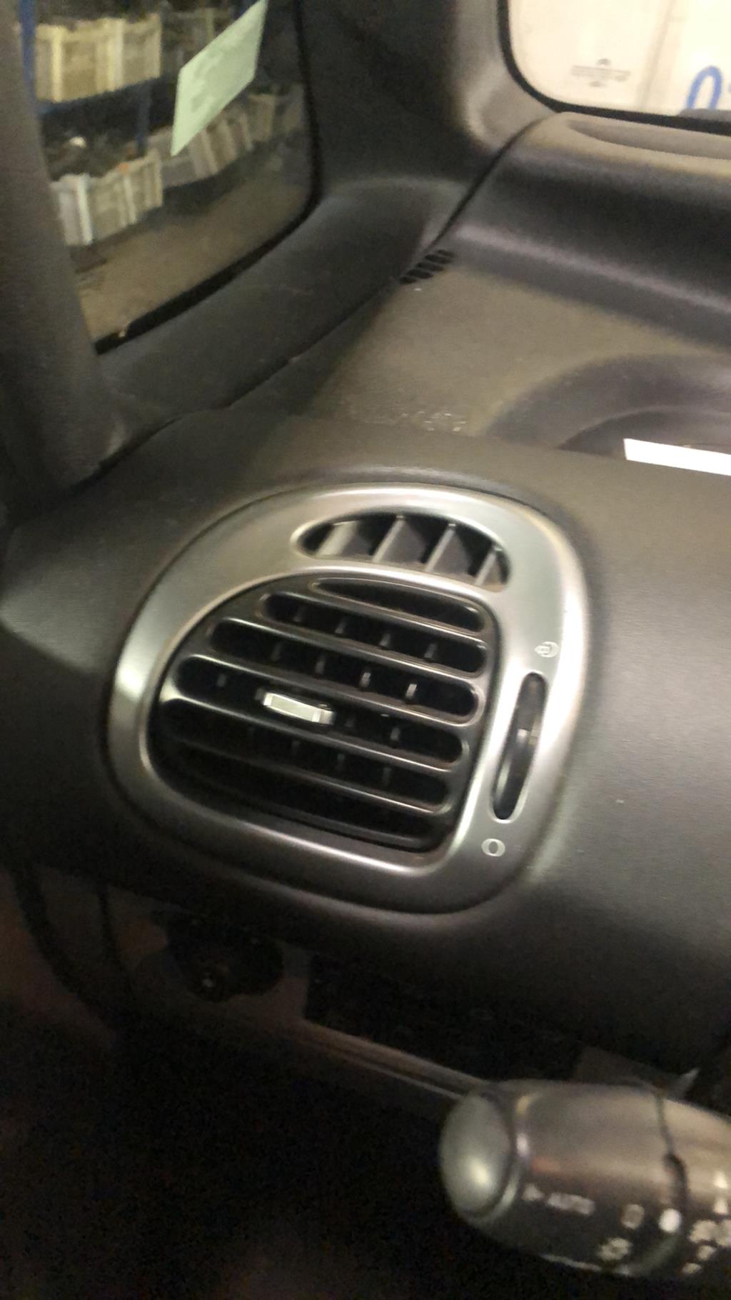 Bocchetta aerazione cruscotto anteriore sinistra CITROEN XSARA PICASSO PHASE 2 Diésel - 1